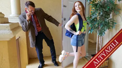 Yakışıklı Adam Tinderdan Tanıştığı Hatunu Evine Götürüp Sikiyor