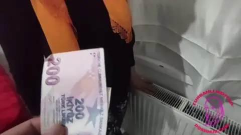 Türk Şişko Kız Ne Güzel Uyuyodum Diyor
